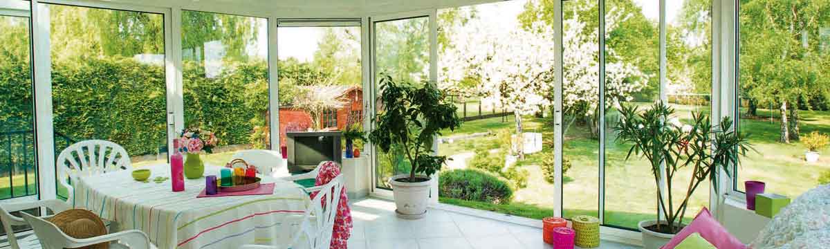 Le show-room de Limay permet de voir certaines finitions et couleurs pour votre projet.